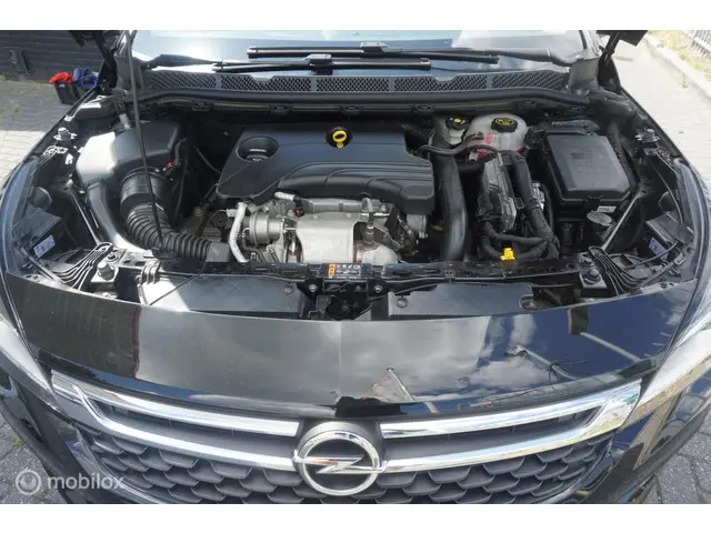 Opel Astra 1.0 Online Edition 2017 Benzine 18