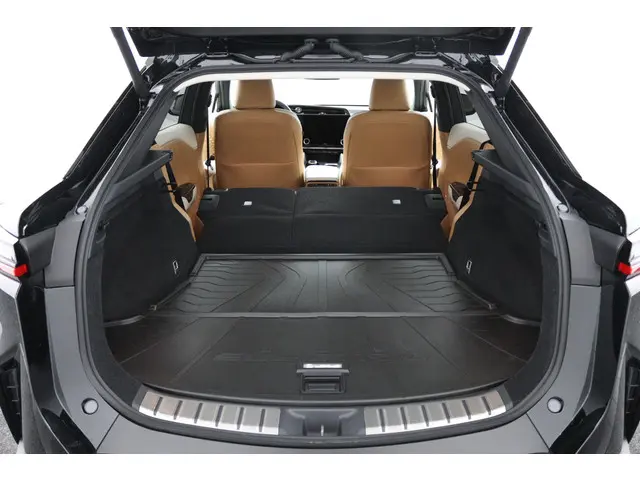 Lexus RZ 350e Luxury Line 77 kWh 2026 Elektrisch 25