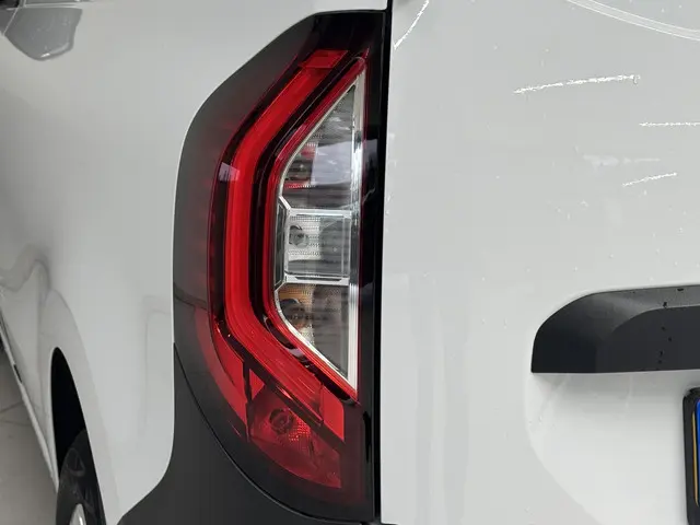 Renault Kangoo 1.5 Blue dCi 75 Advance L1 2024 Diesel 27