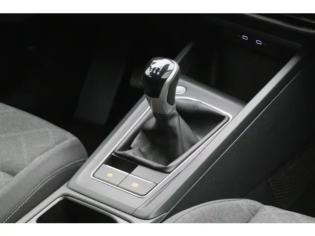Volkswagen Golf 1.0 TSI Life 2021 Benzine 43