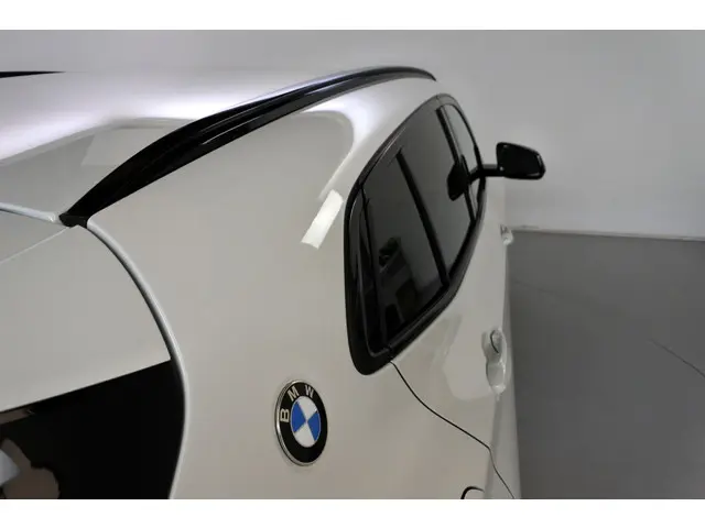 BMW X2 sDrive20i 192pk Exe Edition 2020 Benzine 31