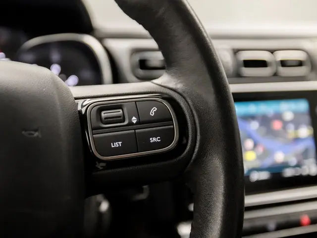 Citroën C3 1.2 PureTech Sport 2016 Benzine 18