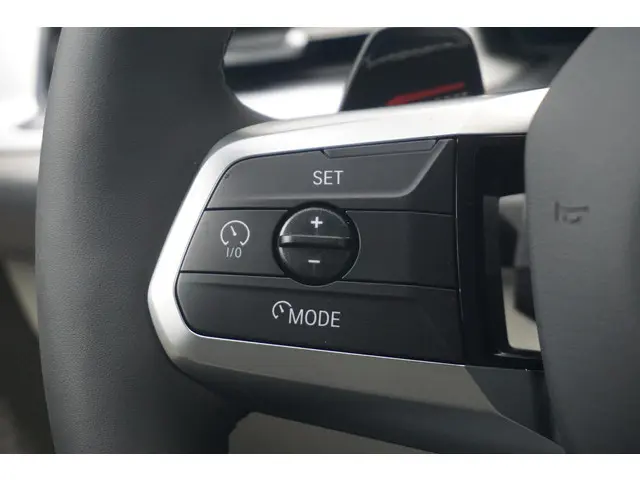 BMW iX2 eDrive20 2025 Elektrisch 13