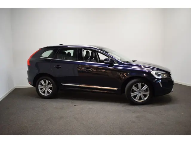 Volvo XC60 2.0 T5 245pk AUT8 Summum 2016 Benzine 16