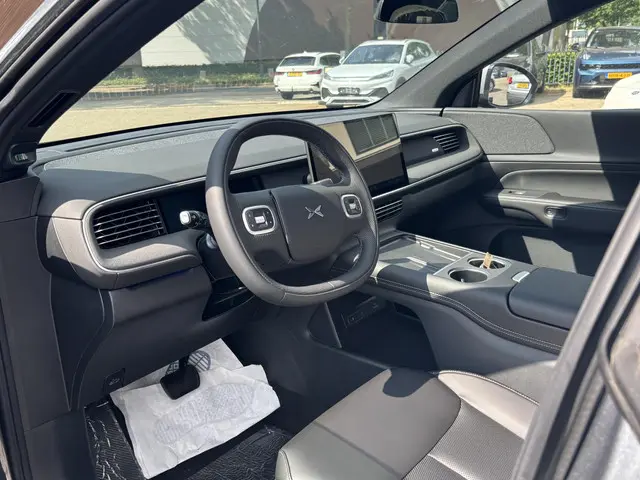 XPENG G6 RWD Long Range 88 kWh 2025 Elektrisch 14