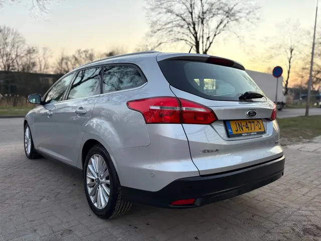 Ford Focus Wagon 1.0 Titanium 2016 Benzine 9