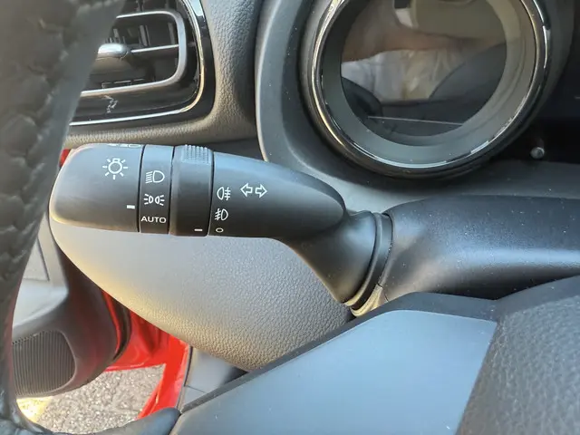 Toyota Yaris 1.5 Hybrid Executive 2021 Hybride Benzine 14