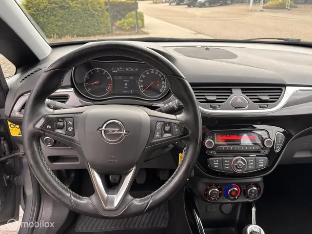 Opel Corsa 1.4 Cosmo Xenon 2015 Benzine 12