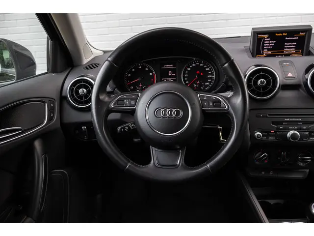 Audi A1 Sportback 1.2 TFSI Connect 2013 Benzine 10