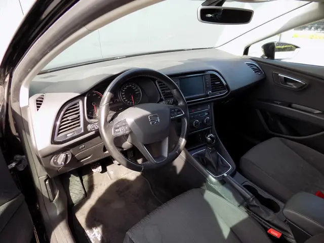 SEAT Leon ST 1.0 EcoTSI Style Connect Navi 2017 Benzine 12