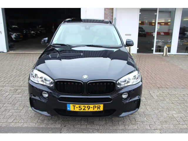 BMW X5 xDrive35i High Executive 2016 Benzine 27
