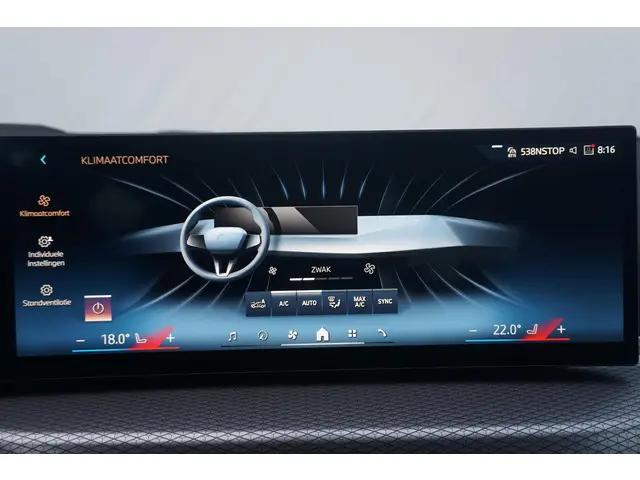 BMW 3 Serie Sedan 330i 2026 Benzine 29