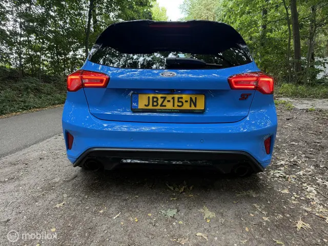 Ford Focus 2.3 EcoBoost ST-X BJ.2022 281pk 2022 Benzine 20