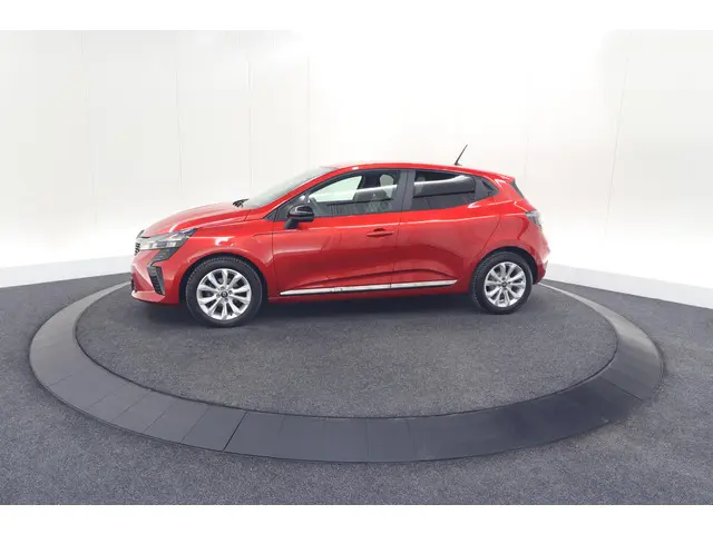 Renault Clio TCe 90 GPF Evolution 2024 Benzine 74