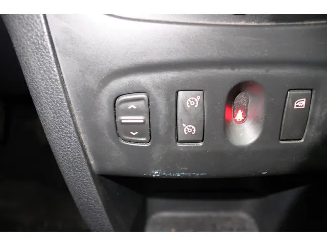 Dacia Logan MCV 0.9 TCe Prestige 2014 Benzine 19