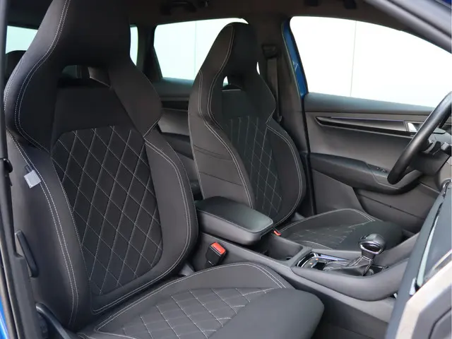 Škoda Karoq 1.5 TSI ACT Sportline 2019 Benzine 23
