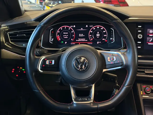 Volkswagen Polo 2.0 TSI GTI|PANO|BEATS|BOMVOL! 2019 Benzine 11