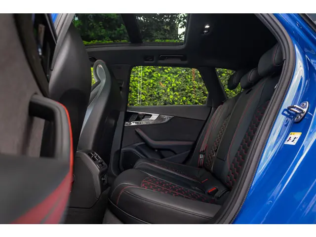 Audi RS4 Avant quattro 2021 Benzine 9