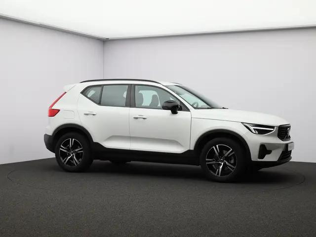 Volvo XC40 2.0 B4 Plus Dark 2024 Benzine 33