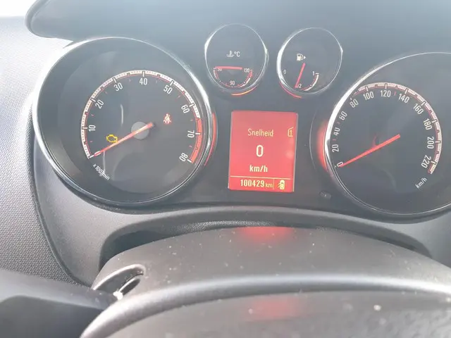 Opel Meriva 1.4 Turbo Berlin 2014 Benzine 9