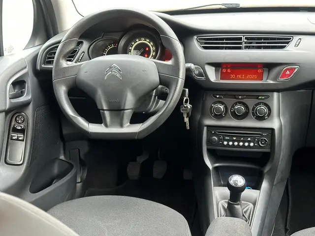 Citroën C3 1.0 VTi Attraction 2014 Benzine 12