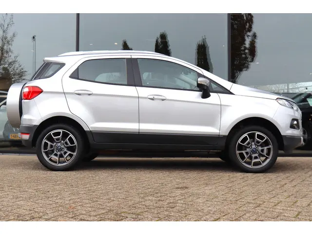 Ford EcoSport 1.5 Ti-VCT 2014 Benzine 4
