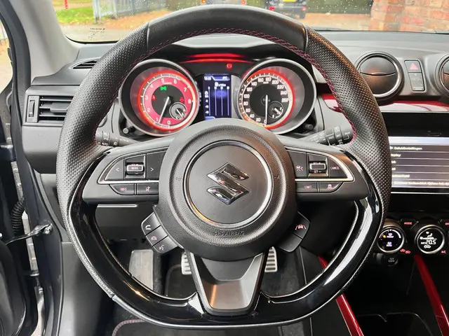 Suzuki Swift 1.4 Sport Smart Hybrid 2021 Hybride Benzine 25