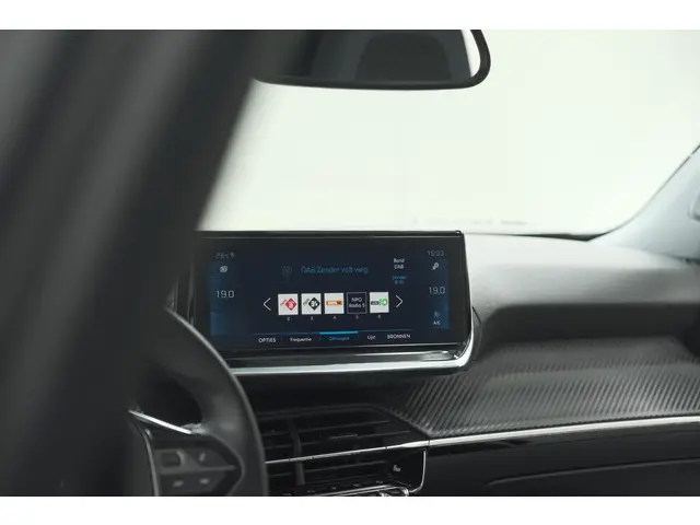 Peugeot 2008 PureTech 130 Allure 2020 Benzine 47