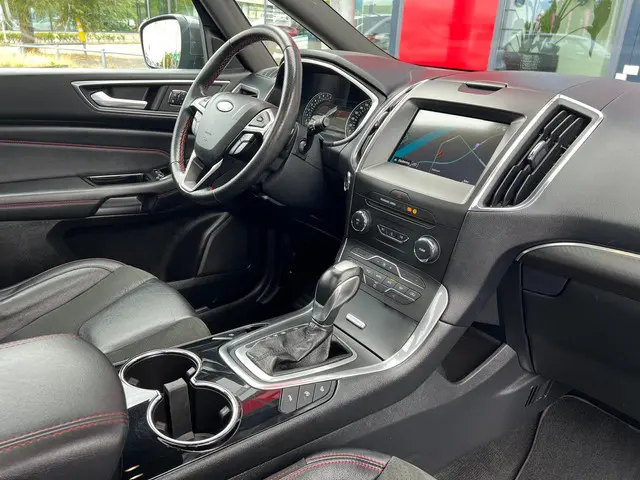 Ford S-Max 2.0 EcoBoost Titanium 7p. 2018 Benzine 18