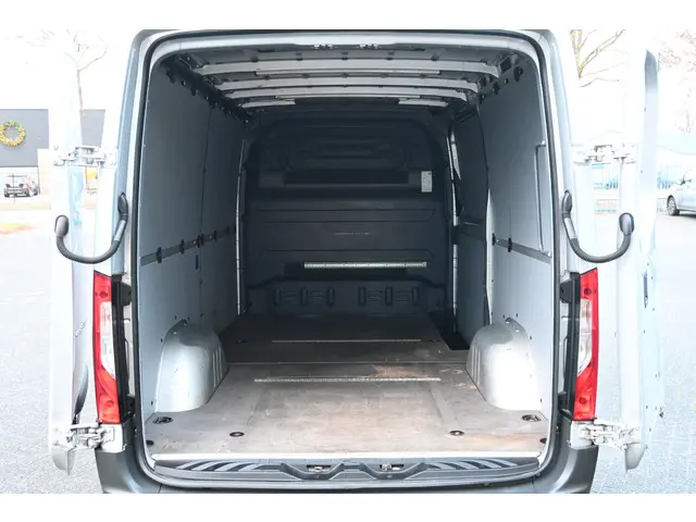 Mercedes-Benz Sprinter 316 CDI L2H1 2019 Diesel 13