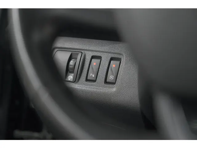 Renault Clio TCe 90 Intens 2017 Benzine 35