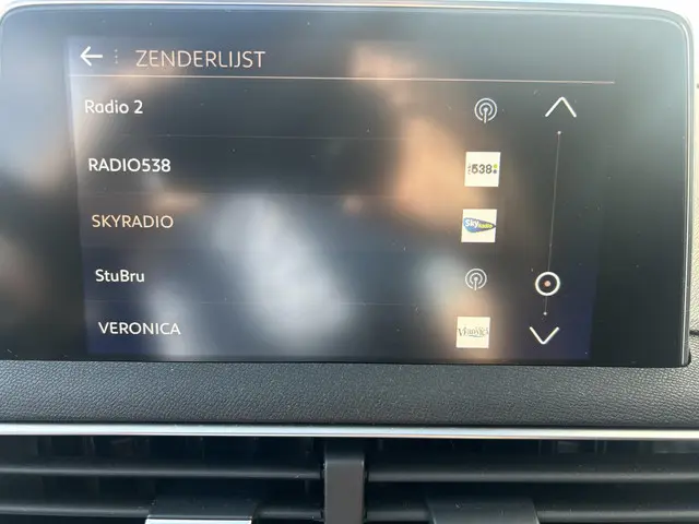 Peugeot 3008 1.2 PureTech GT -Line automaat 2017 Benzine 17