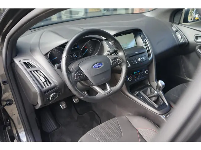 Ford Focus 2