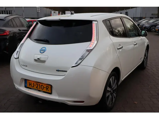 Nissan Leaf Tekna 24 kWh 2015 Elektrisch 5