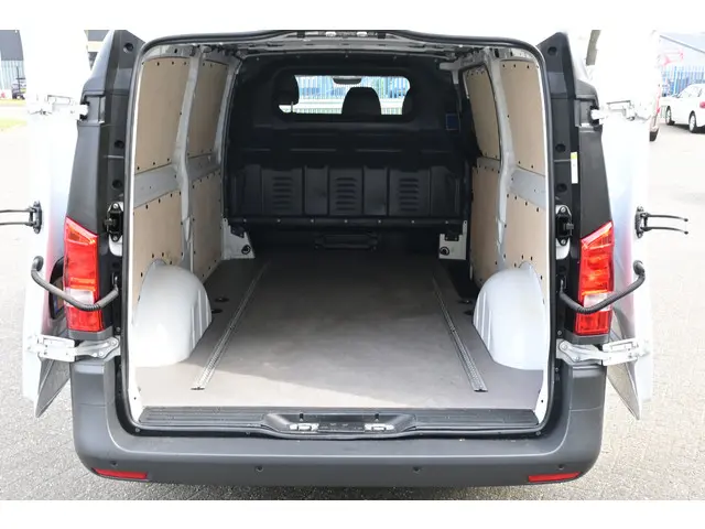 Mercedes-Benz Vito 116 CDI L3 Extra Lang 2023 Diesel 8