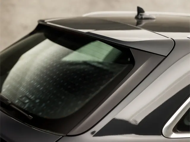 Audi A4 Avant 2.0 TFSI ultra Sport 2016 Benzine 33