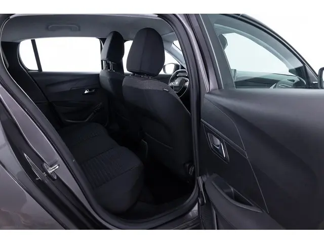Peugeot 208 1.2 PureTech Active 5drs 2023 Benzine 7