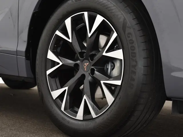 CUPRA Terramar 1.5 TSI 150pk DSG Business 2025 Benzine 12