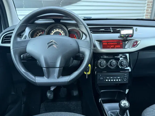 Citroën C3 1.2 PureTech Business 2016 Benzine 2