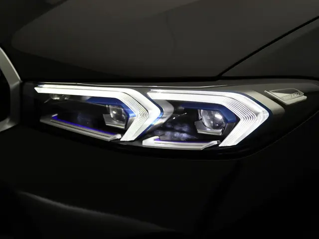 BMW 3 Serie Touring 330e xDrive 2024 Hybride Benzine 14