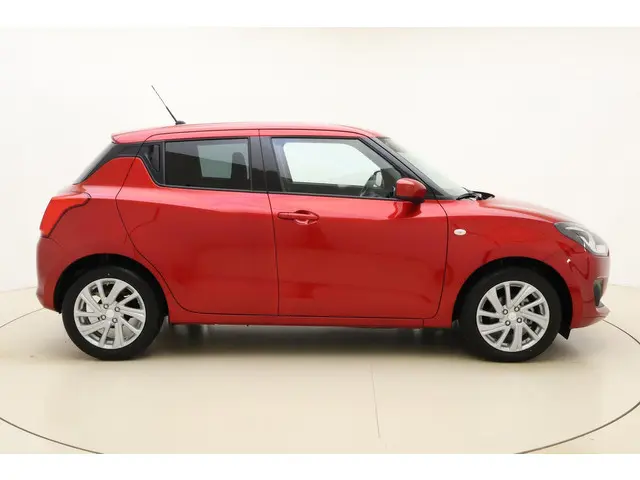 Suzuki Swift 1.2 Select Smart Hybrid 2024 Benzine 9