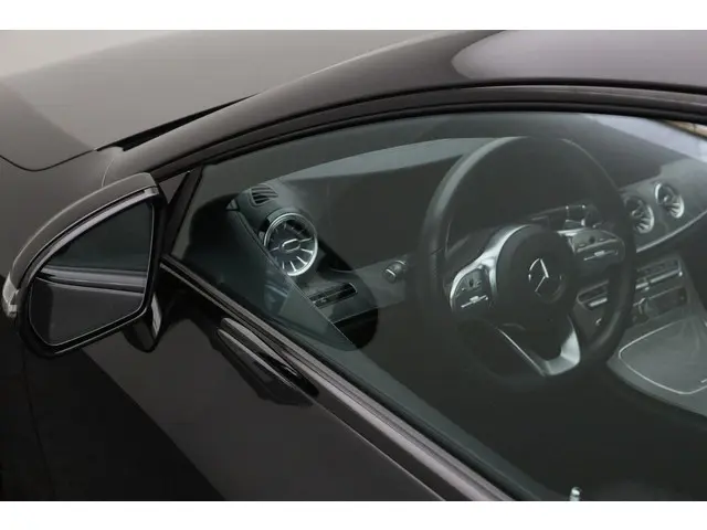 Mercedes-Benz CLS 450 4MATIC Premium Plus 2019 Benzine 34