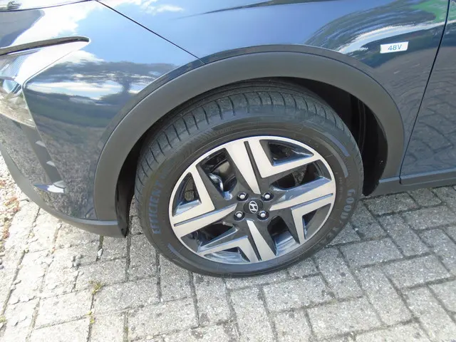 Hyundai Bayon 1.0 T-GDI Premium 2024 Benzine 8