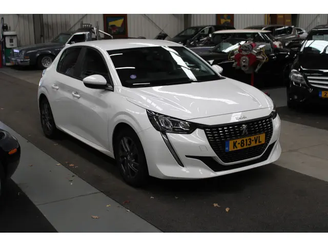 Peugeot 208 1.2 PureTech Active Pack 2021 Benzine 2