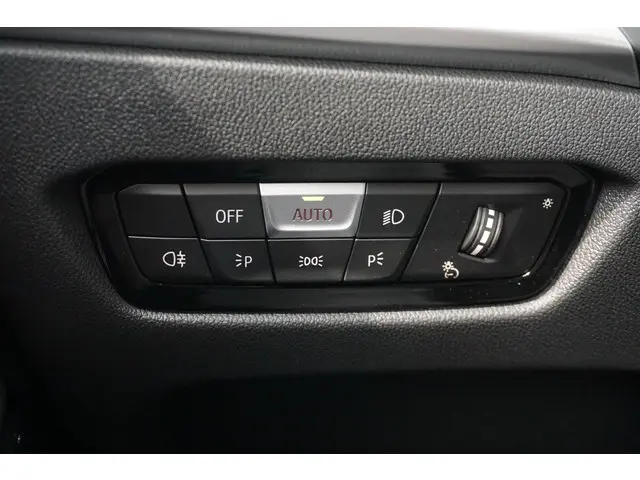 BMW 3 Serie Touring 330e 2025 Hybride Benzine 11