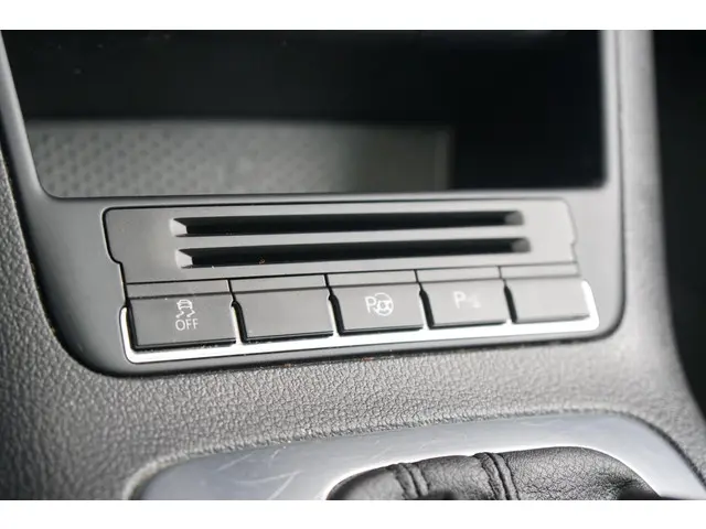 Volkswagen Tiguan 2.0 TDI Sport&Style 4Motion 2014 Diesel 23