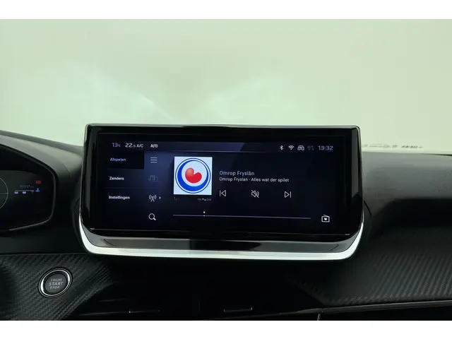 Peugeot 2008 1.2 Hybrid Allure 2025 Hybride Benzine 16