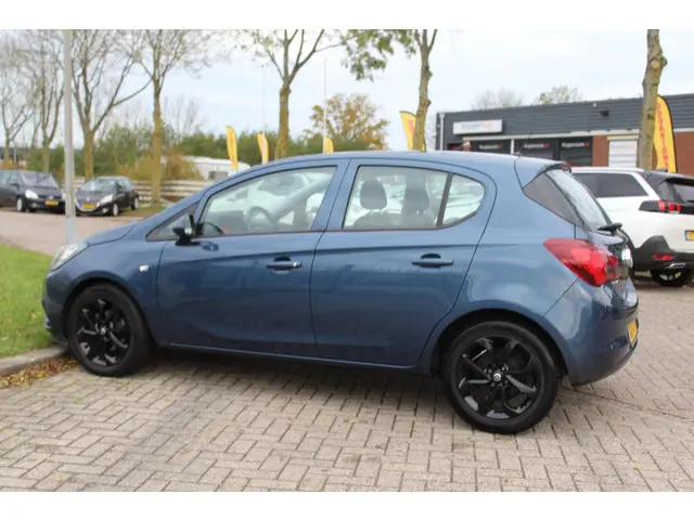 Opel Corsa 1.4 Edition nap 5drs airco 2017 Benzine 2