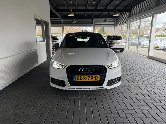 Audi A1 Sportback 1.4 TFSI CoD Sport S-Line 2017 Benzine 4