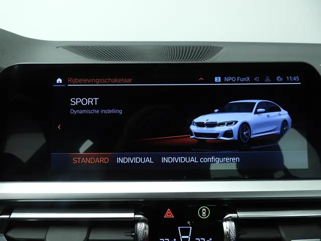 BMW 3 Serie Sedan 318i 2022 Benzine 34